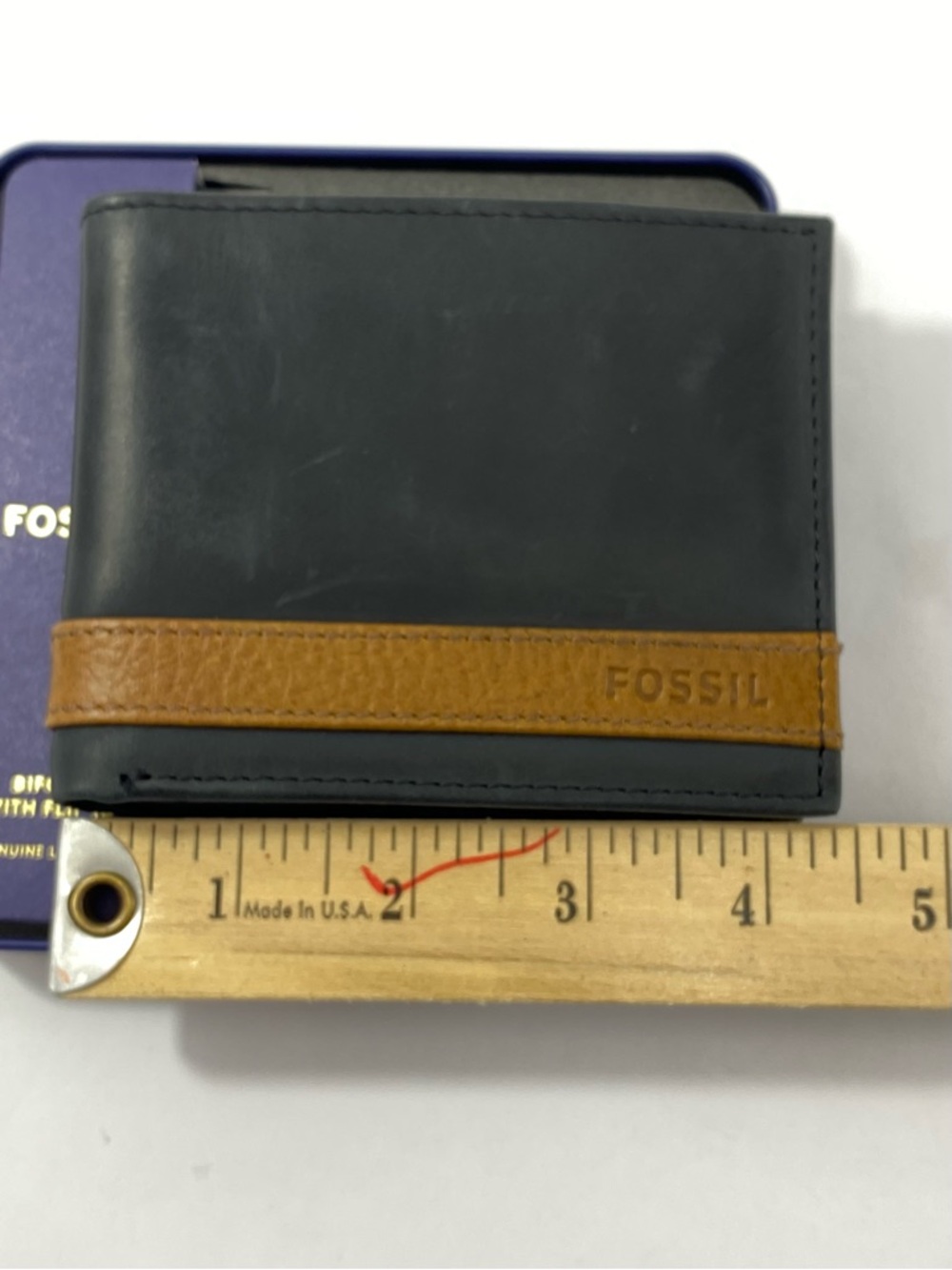 Fossil Classic Men's Black & Tan Genuine Leather Bifold With Flip ID Wallet NWT - Picture 11 of 13